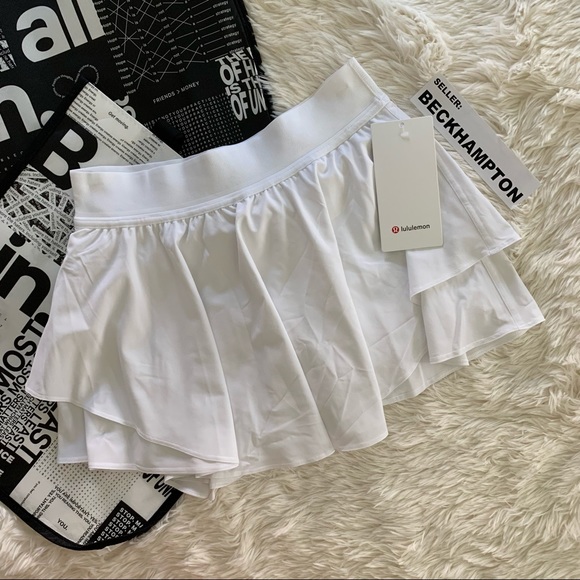 ❌SOLD❌Lululemon Court Rival High Rise Skirt WHT - Picture 2 of 4